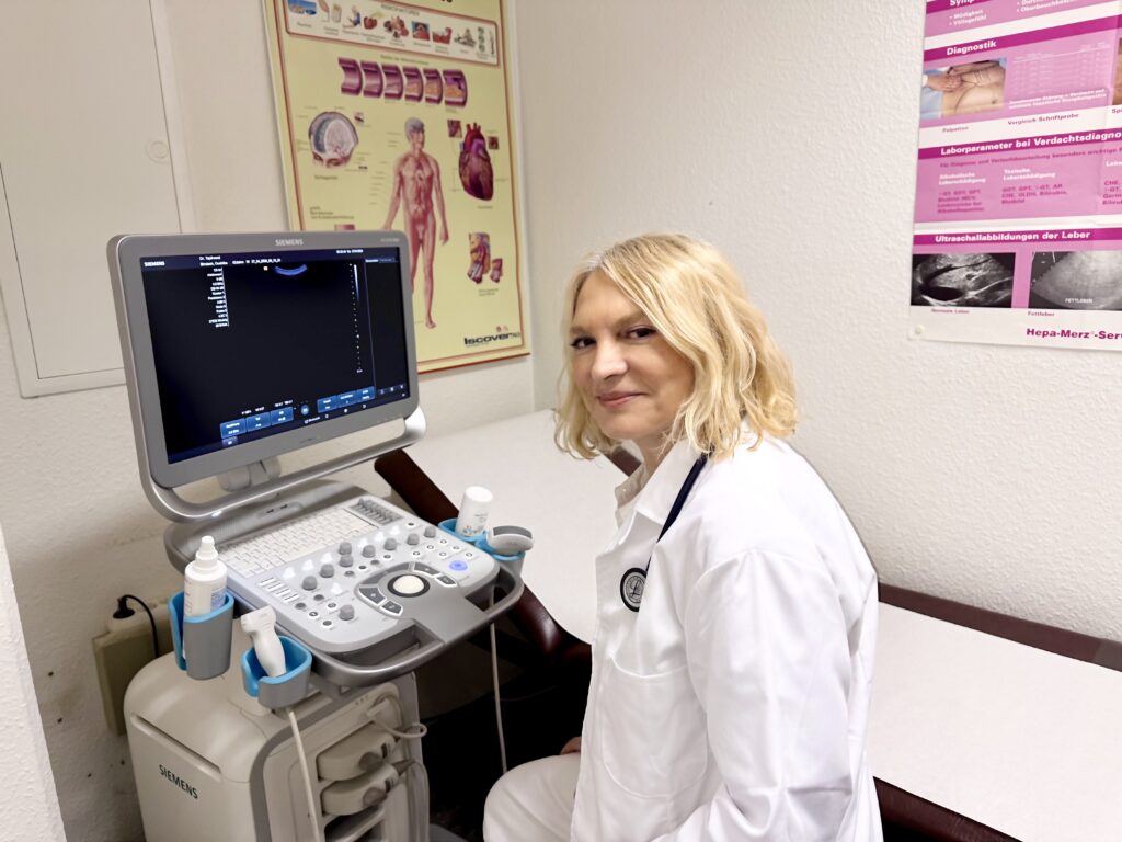 Hausarztpraxis Dr. med. Mitra Tajdivand - Ultraschalluntersuchung